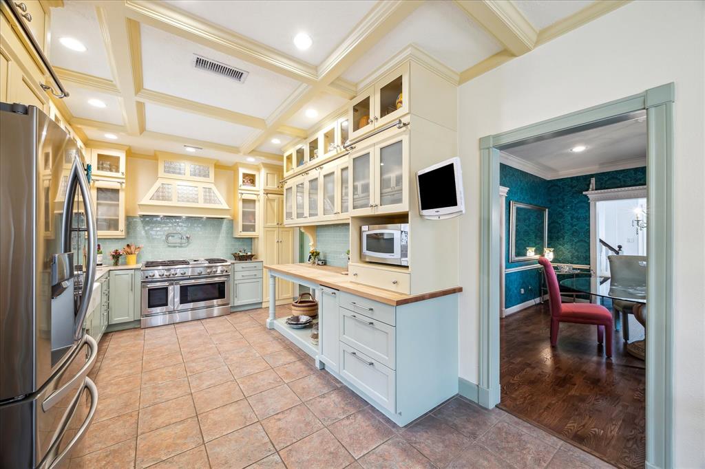 210 Victoria Way Way, Friendswood, Texas image 20