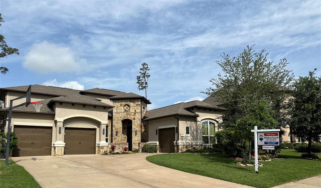 18931 Winding Atwood Lane, Tomball, Texas image 1