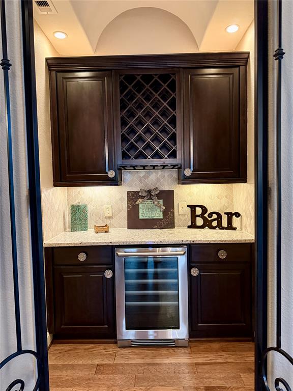 18931 Winding Atwood Lane, Tomball, Texas image 3