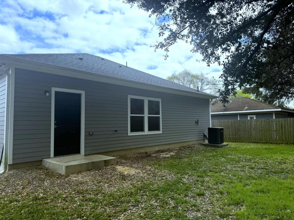 3741 Avalon Avenue, Port Arthur, Texas image 21