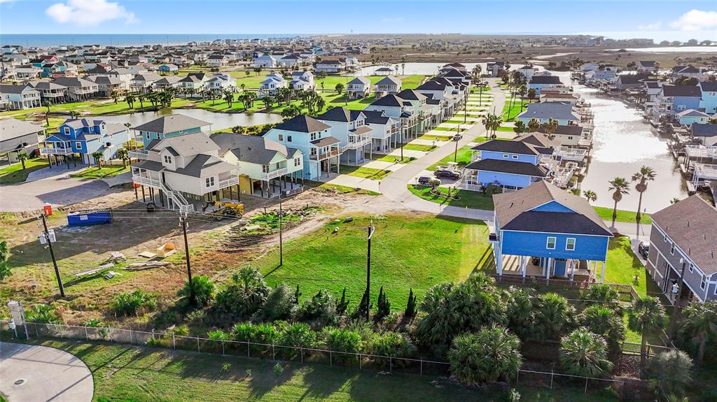 3935 Laguna Drive, Galveston, Texas image 6
