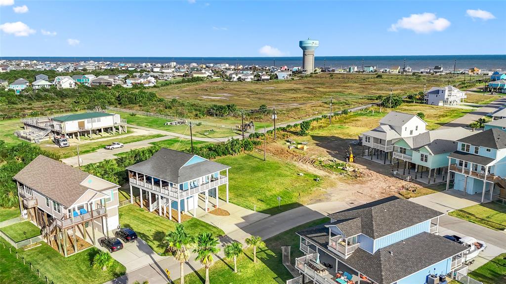 3935 Laguna Drive, Galveston, Texas image 7