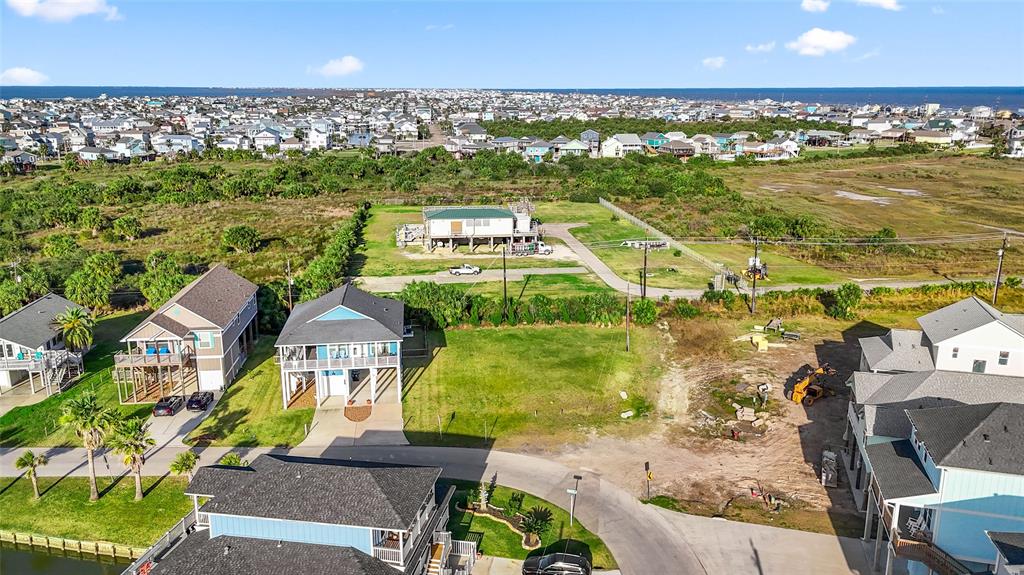 3935 Laguna Drive, Galveston, Texas image 10