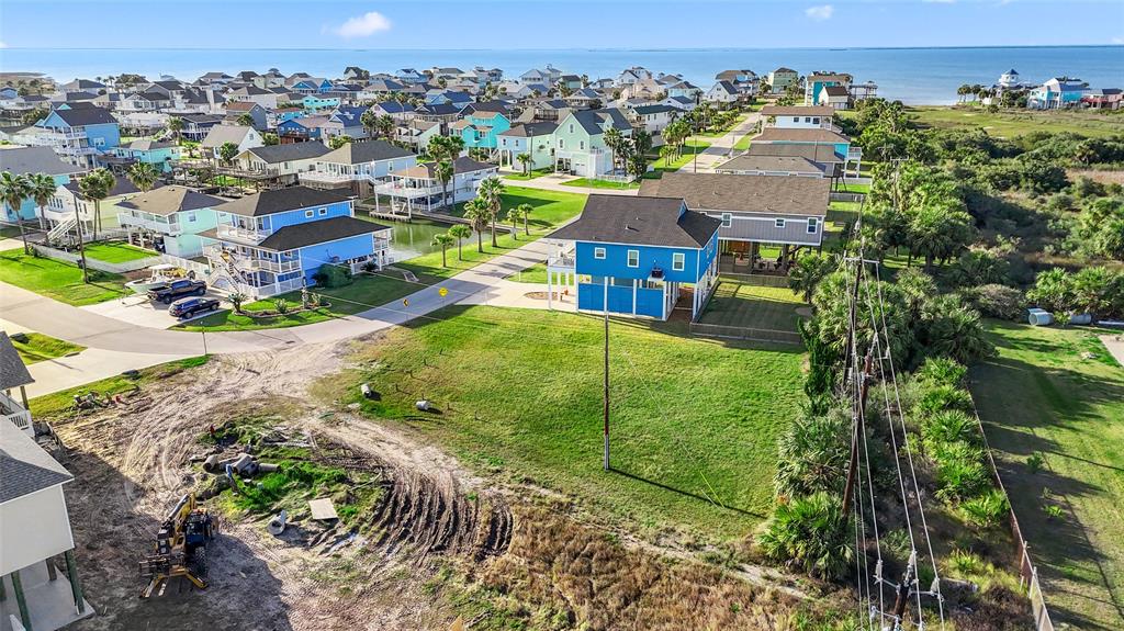 3935 Laguna Drive, Galveston, Texas image 4