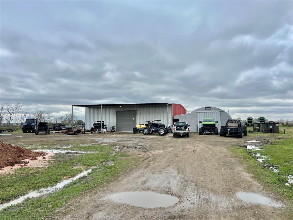 County Road 340, Angleton, Texas image 1