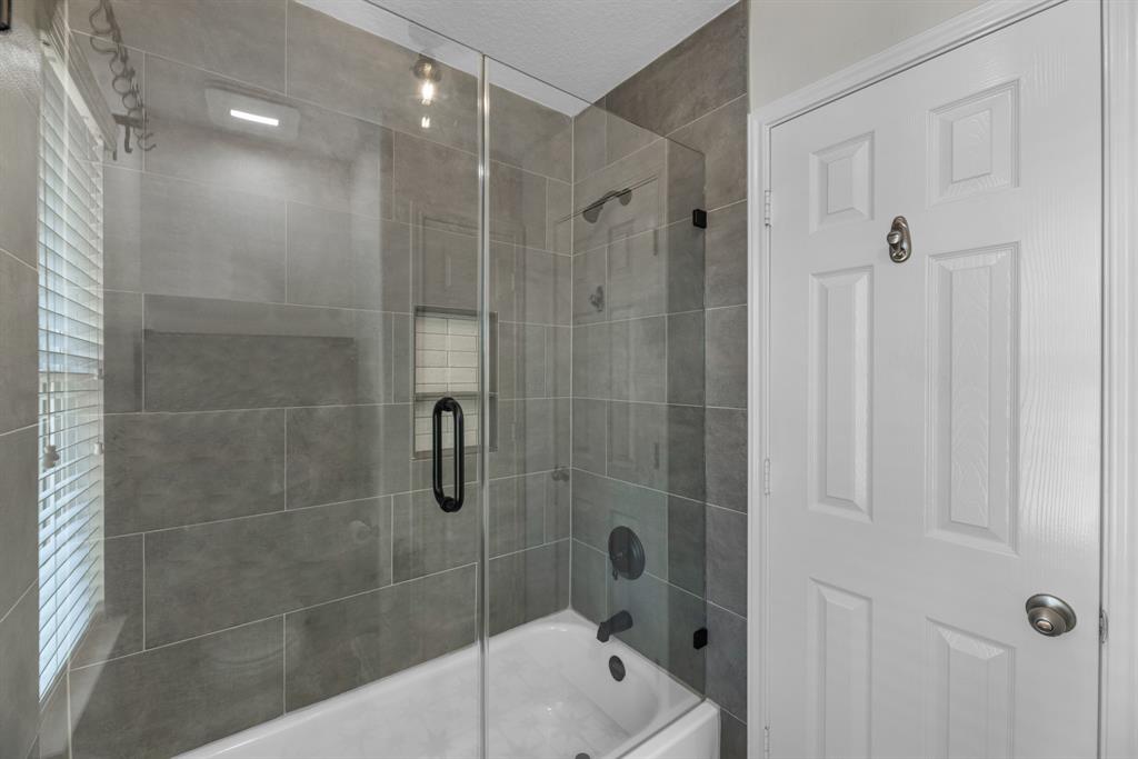 7903 Black Horse Cove, Missouri City, Texas image 37