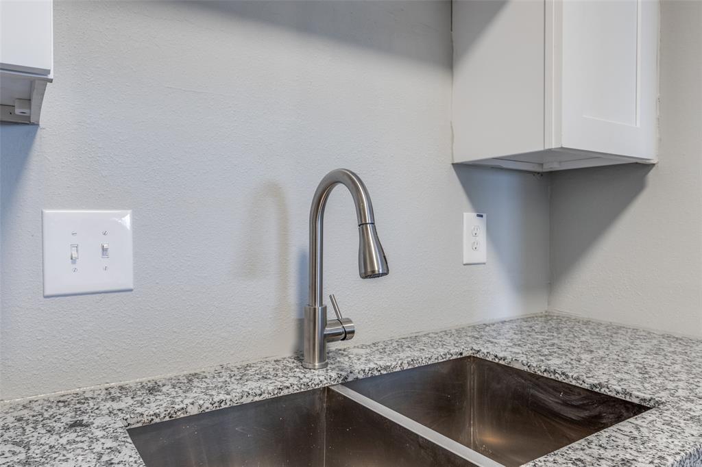 8419 Hearth Drive #32, Houston, Texas image 9