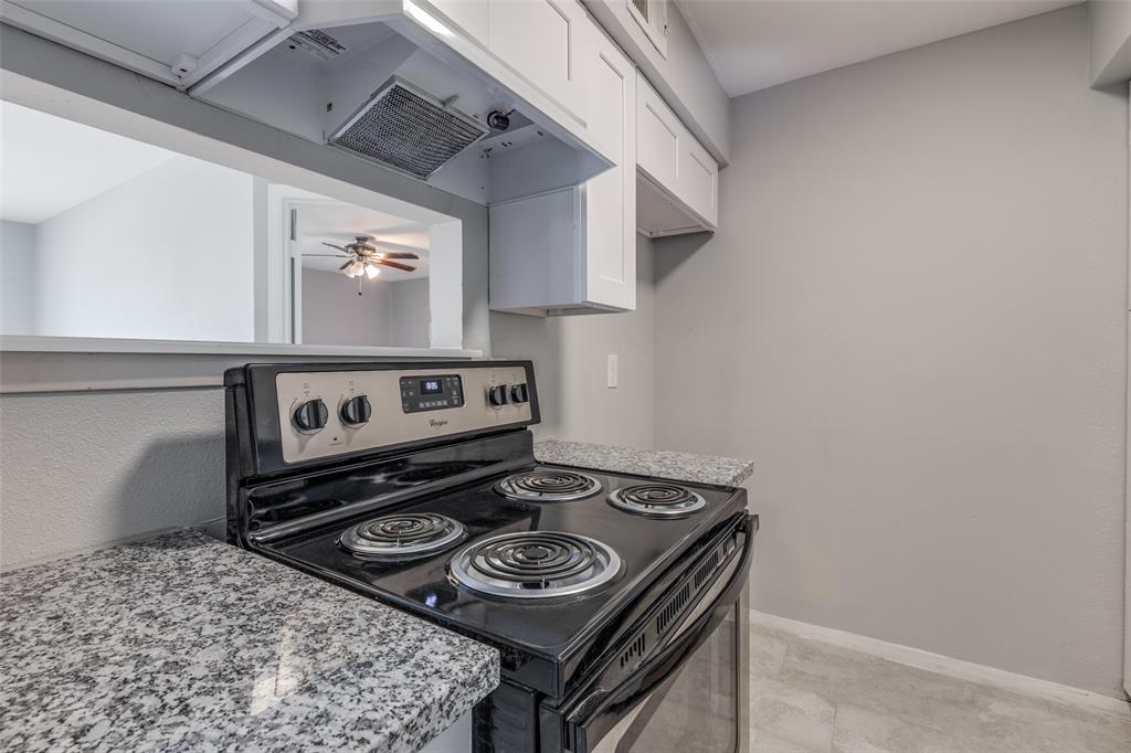 8419 Hearth Drive #32, Houston, Texas image 11