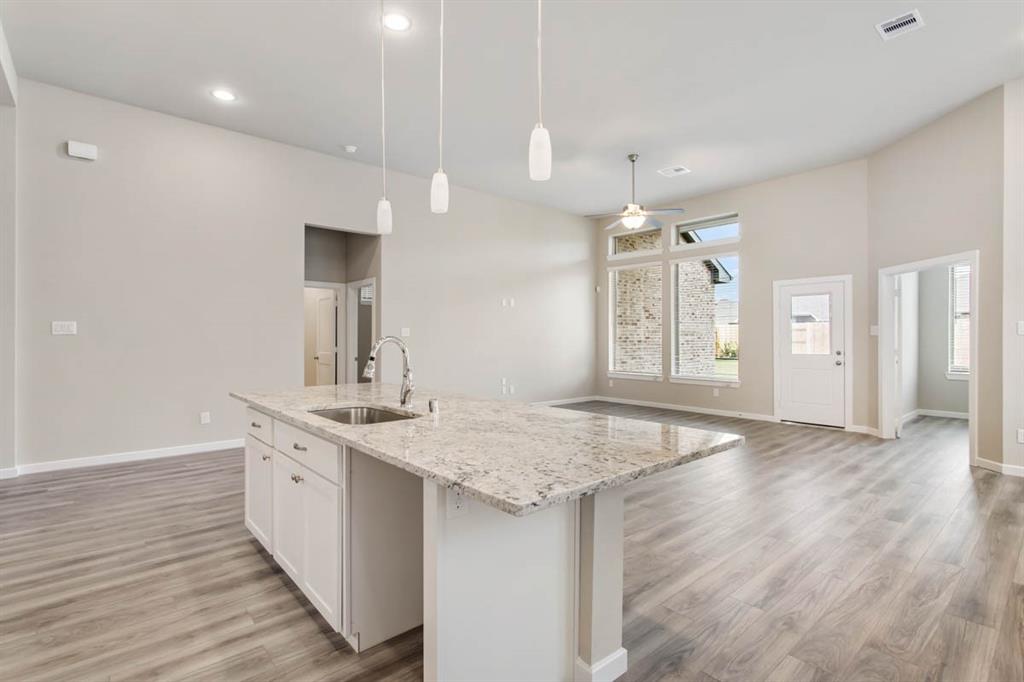 2238 Elm Ridge Trail, Tomball, Texas image 3