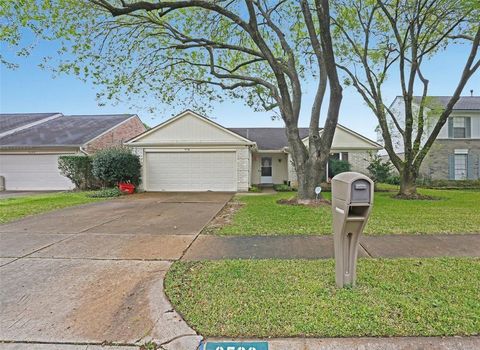 Single Family Residence in Houston TX 9538 Secretariat Drive.jpg