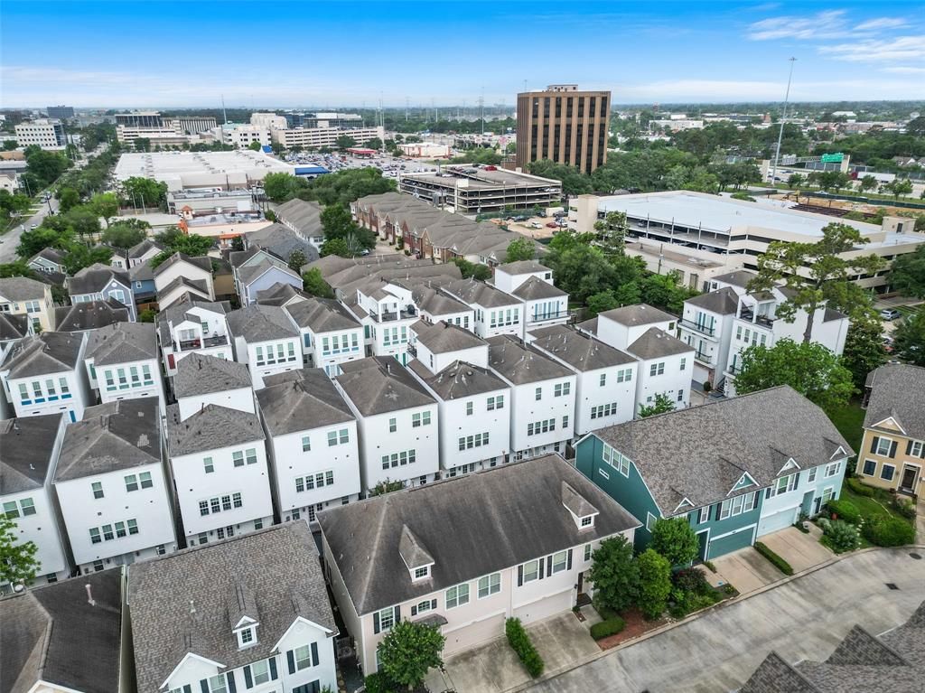 2666 Shady Acres Landing, Houston, Texas image 2