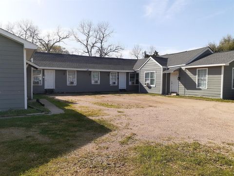1504-16 Carlisle Street Rosenberg TX 77471