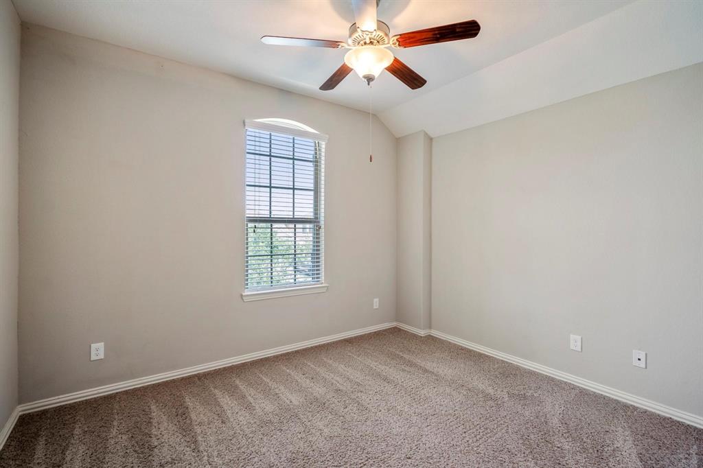 20419 Moon Walk Drive, Humble, Texas image 19