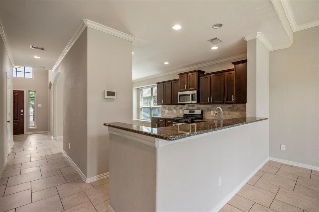 20419 Moon Walk Drive, Humble, Texas image 11