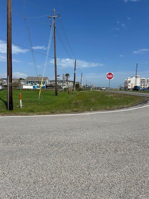 Vacant Land For Sale - 10780 Fm 3005 Aka Termini-san Luis Pass Rd<br/> Galveston, TX 77554