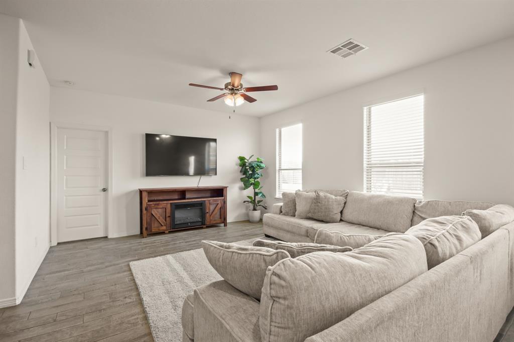 14208 Cypress Laurel Court