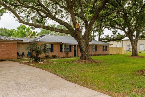 A home in Alvin