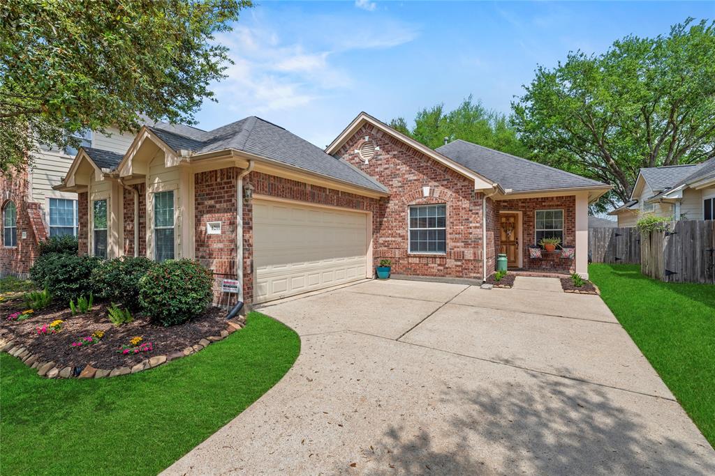 6211 Cameron Cove Lane, Katy, Texas image 2
