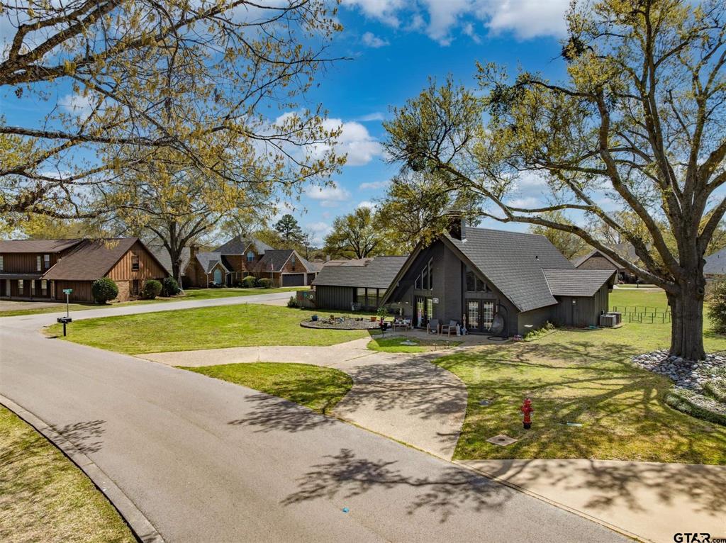 215 N Bay Drive, Bullard, Texas image 1