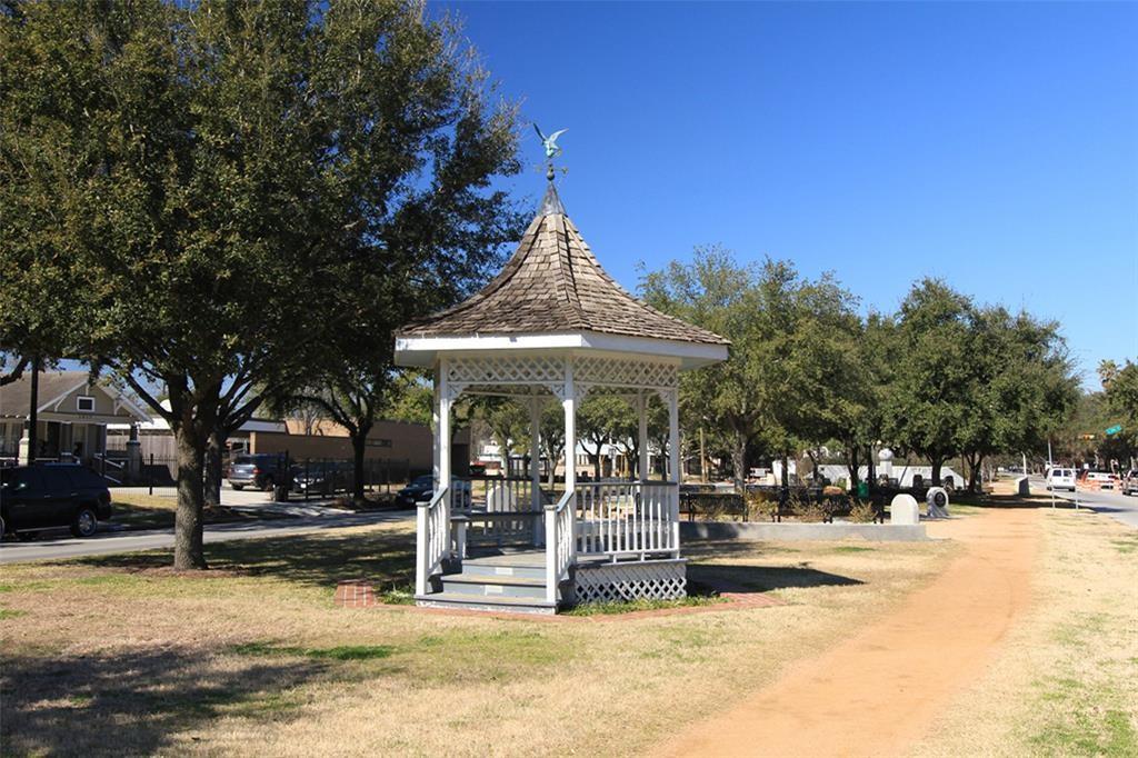 610 E 8th Street, Houston, Texas image 41
