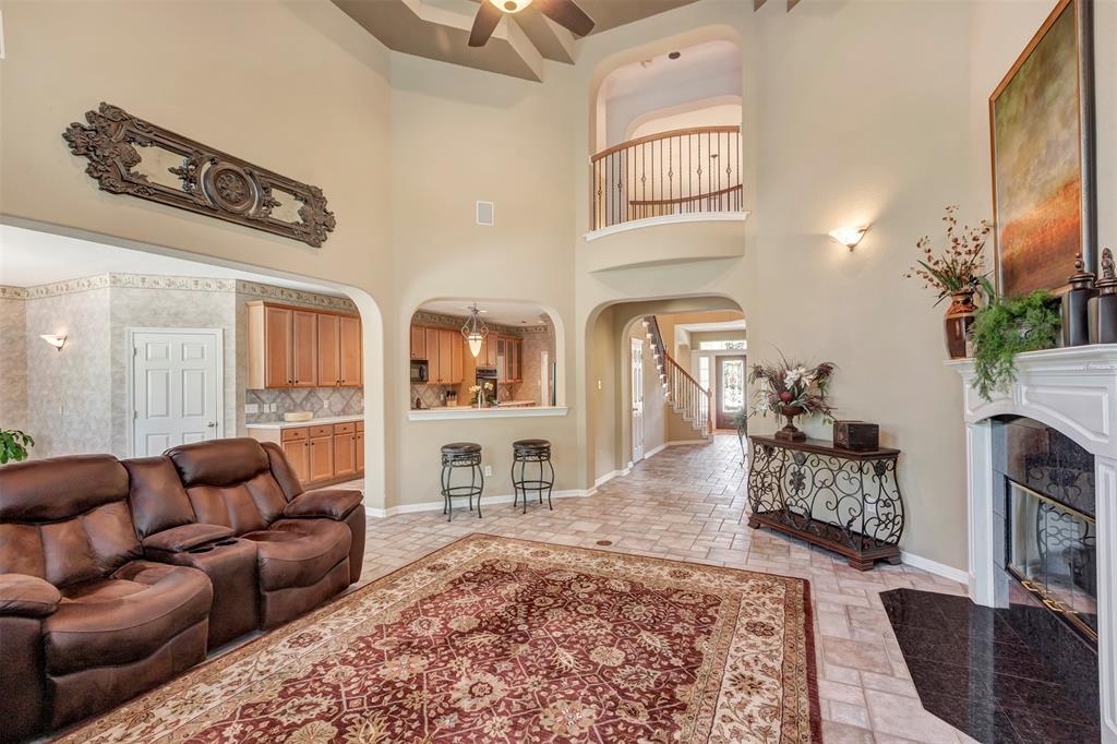 15935 Lake Loop Drive, Cypress, Texas image 17