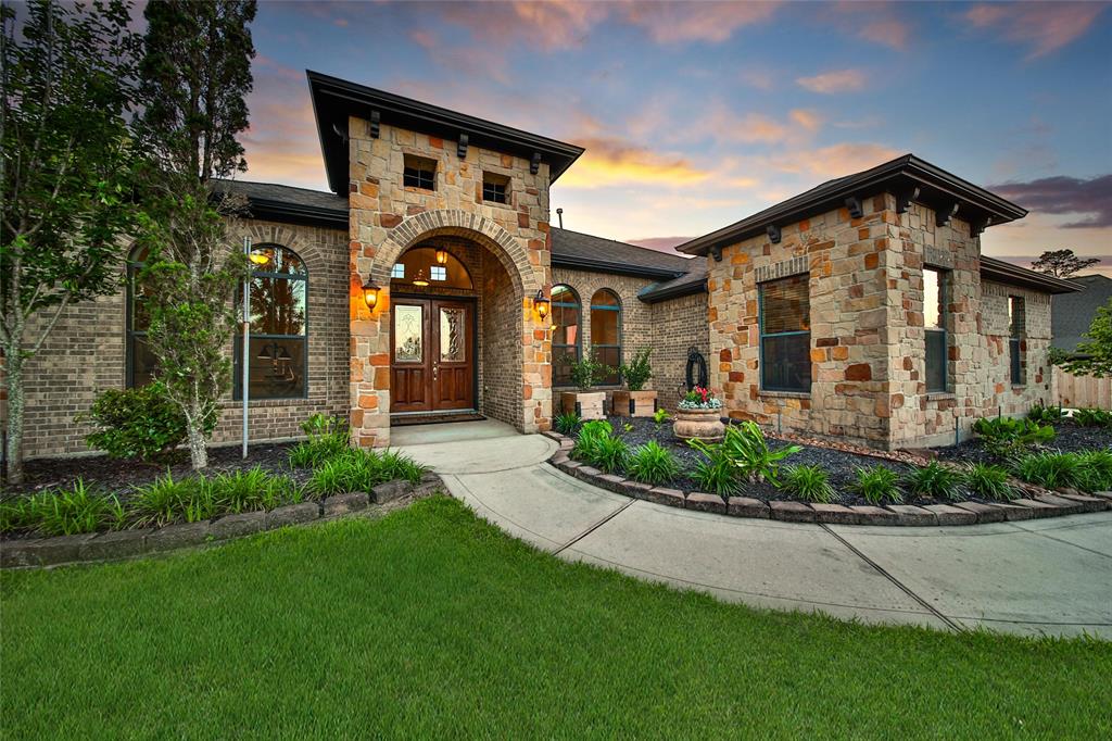 40611 Manor Drive, Magnolia, Texas image 3