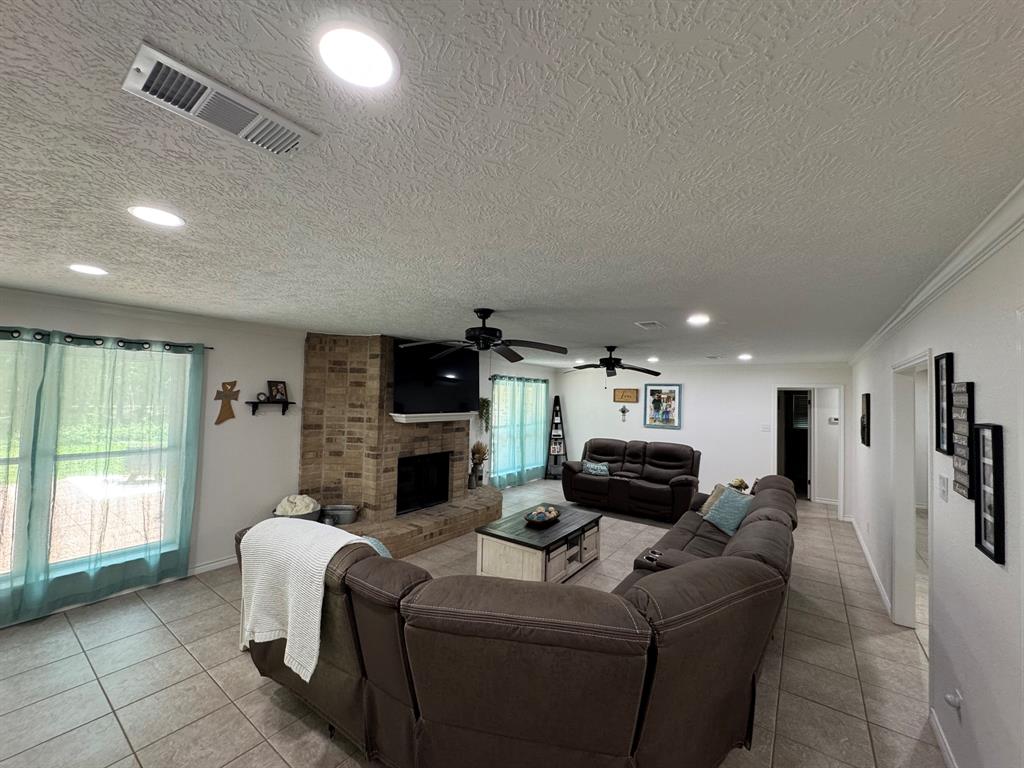408 W Eucalyptus Street