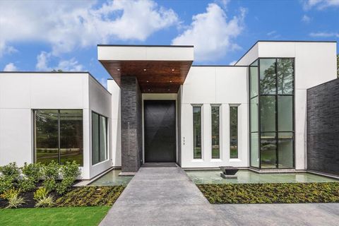 338 Knipp Road Bunker Hill Village TX 77024
