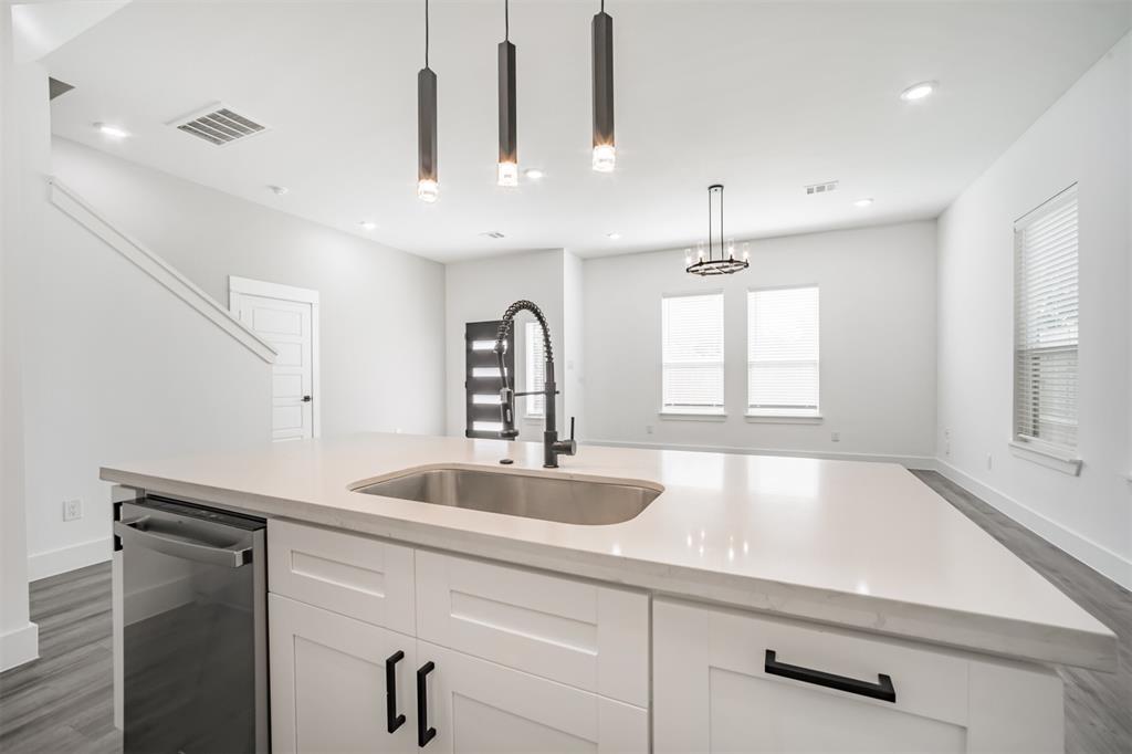 Houston, Texas 77088, United States, 3 Bedrooms Bedrooms, ,3 BathroomsBathrooms,Residential,Active,165631