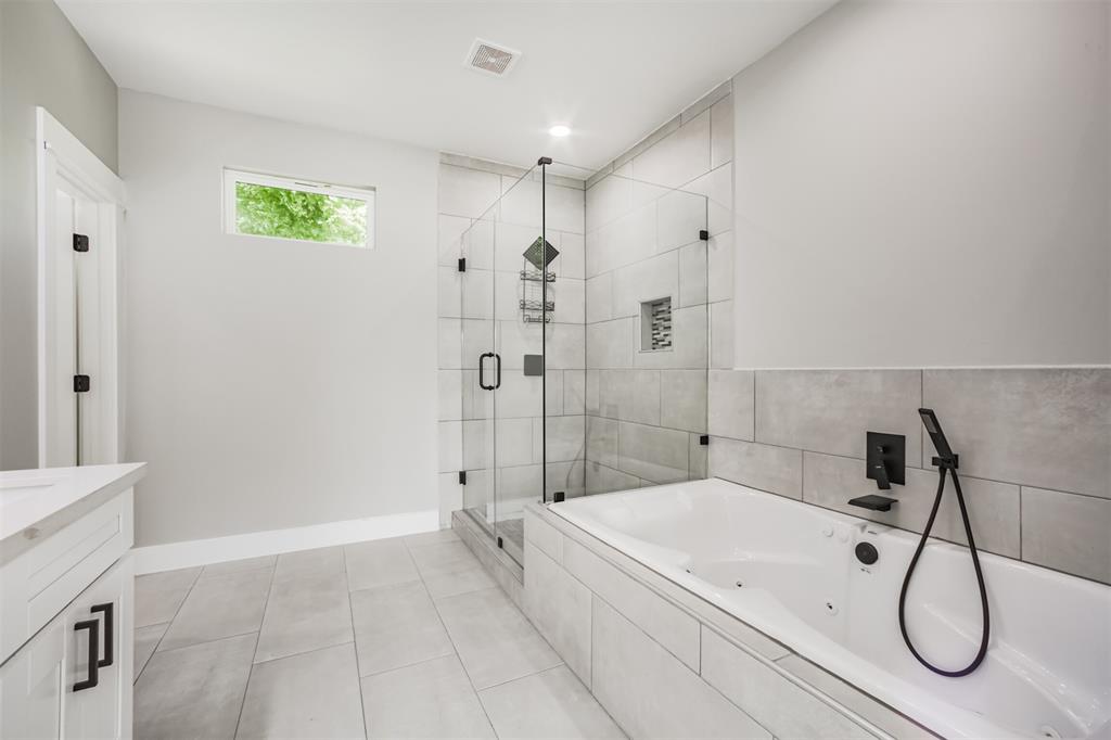 Houston, Texas 77088, United States, 3 Bedrooms Bedrooms, ,3 BathroomsBathrooms,Residential,Active,165631