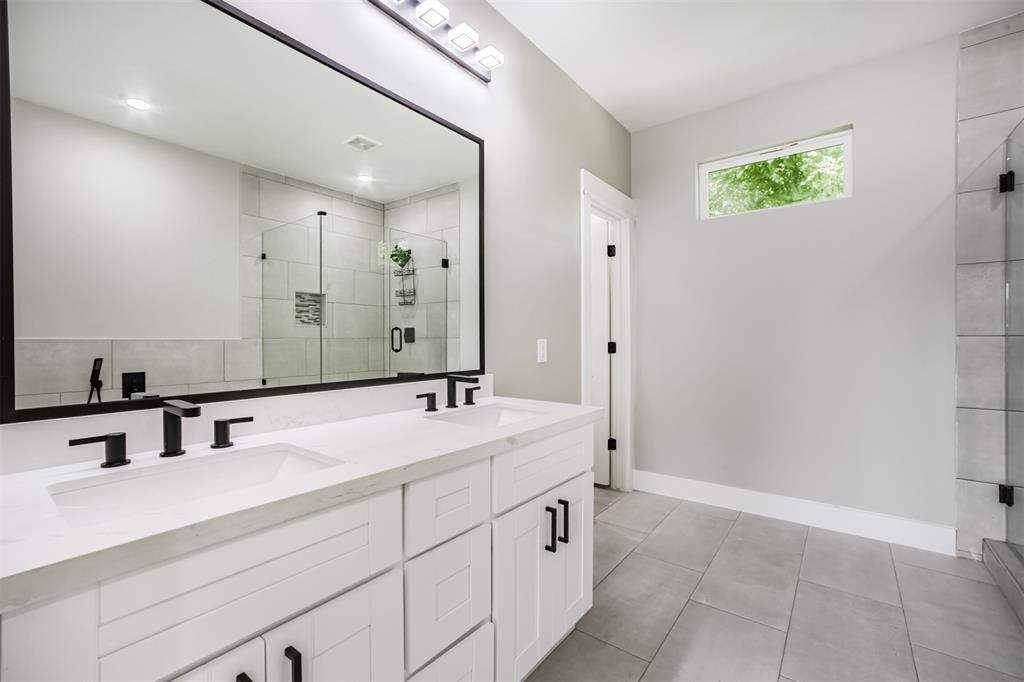 Houston, Texas 77088, United States, 3 Bedrooms Bedrooms, ,3 BathroomsBathrooms,Residential,Active,165631