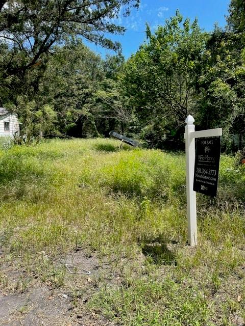 Waterland Drive, Huffman, Texas image 8