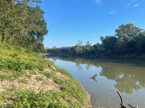 Photo of 2667 Pr 1195, Midway, TX 75852 (MLS # 77833755) Photo of 2667 Pr 1195, Midway, TX 75852 (MLS # 77833755)