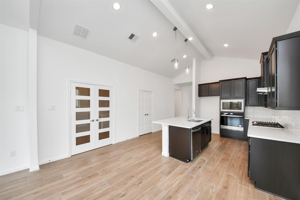 24811 Harrow Meadow Drive, Katy, Texas image 26