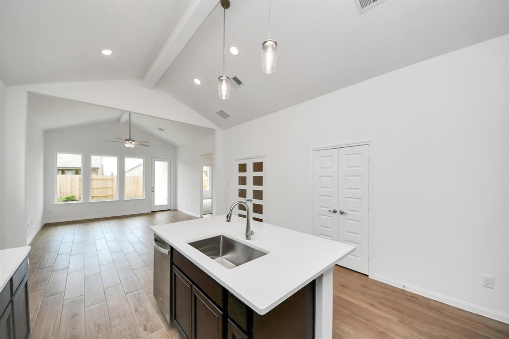 24811 Harrow Meadow Drive, Katy, Texas image 25