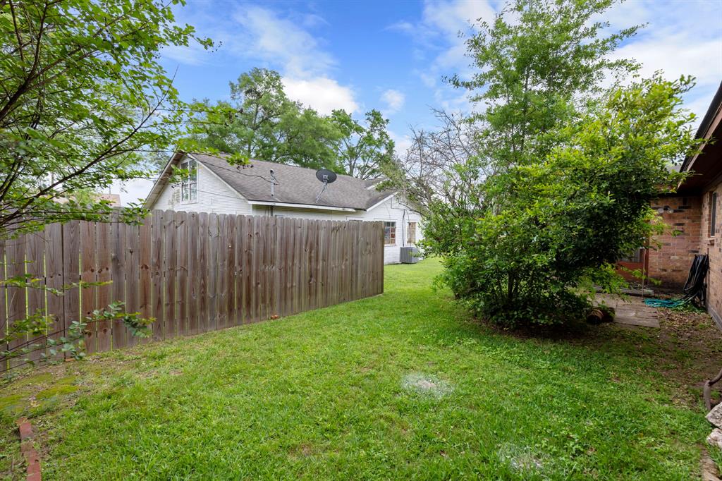 109 Dunnam Avenue, Cleveland, Texas image 42