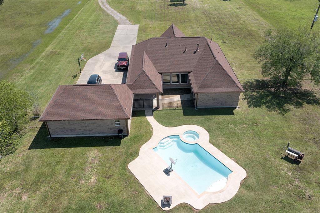 5722 Delany Road, Hitchcock, Texas image 9