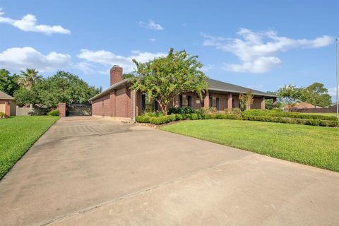 A home in Lake Jackson