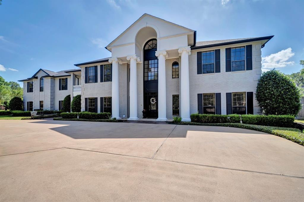 206 Greenbriar Avenue, Friendswood, Texas image 1