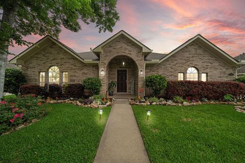 A home in League City