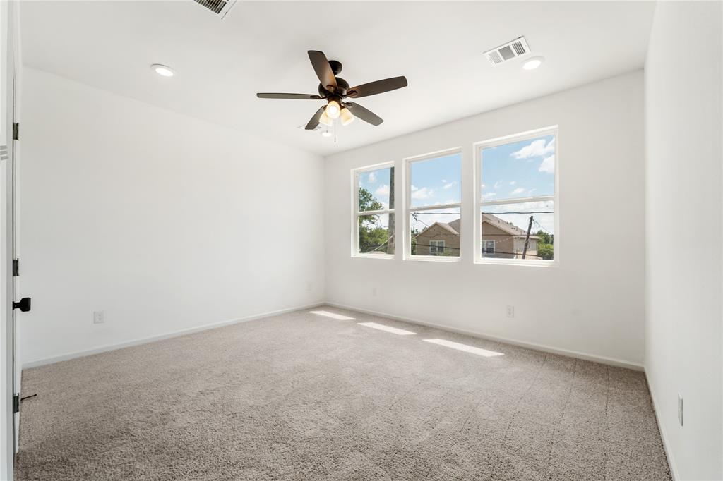 4305 Larkspur Street, Houston, Texas image 8
