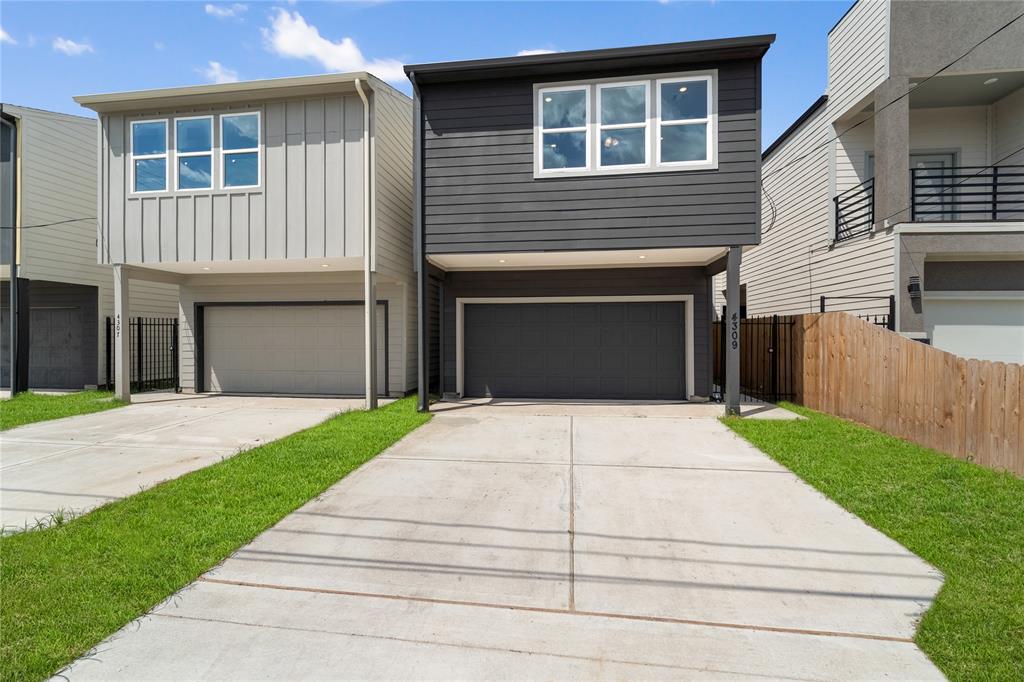 4305 Larkspur Street, Houston, Texas image 2