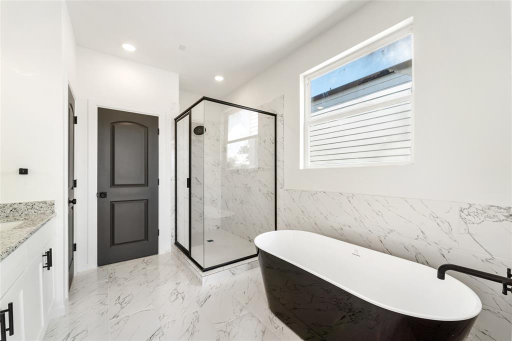 4305 Larkspur Street, Houston, Texas image 11