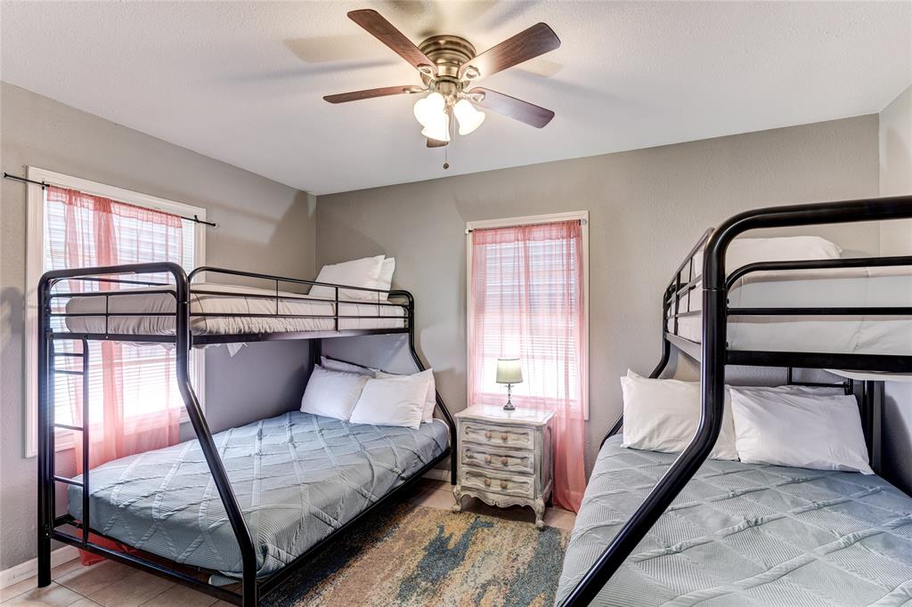 2209 Saladia Street, Galveston, Texas image 6