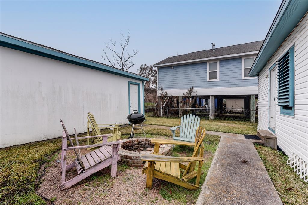 2209 Saladia Street, Galveston, Texas image 22