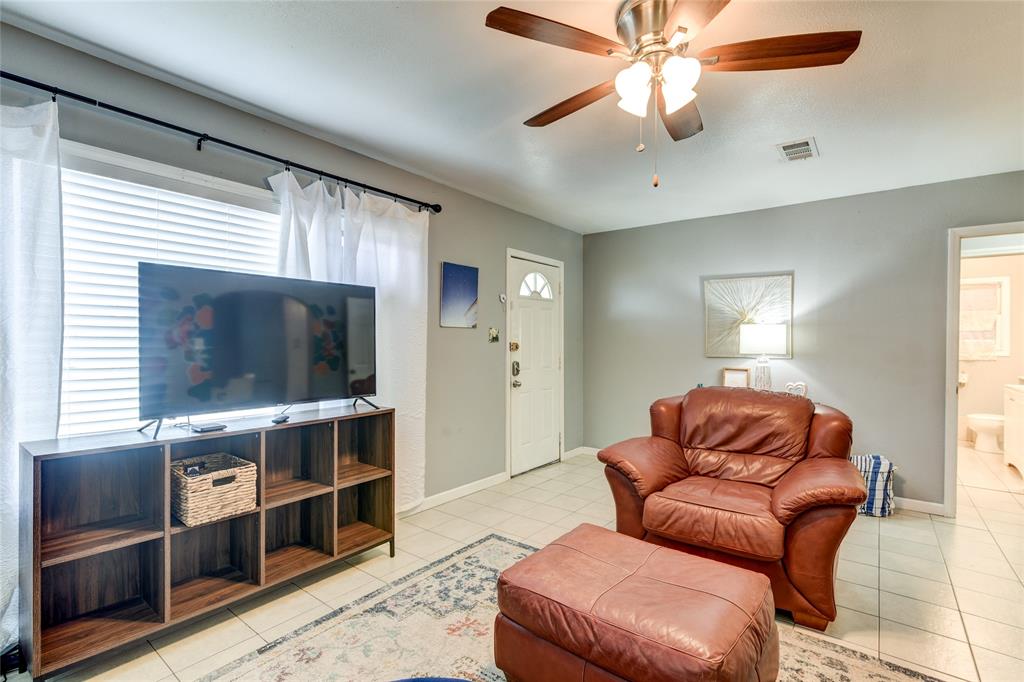 2209 Saladia Street, Galveston, Texas image 16