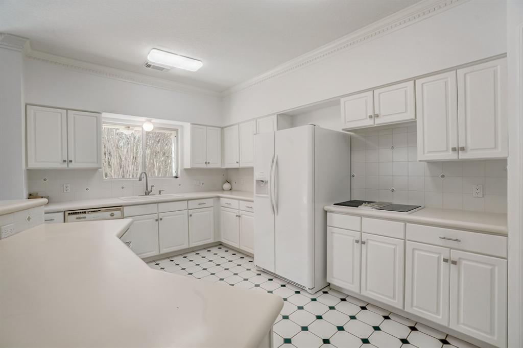 172 April Cove, Conroe, Texas image 10