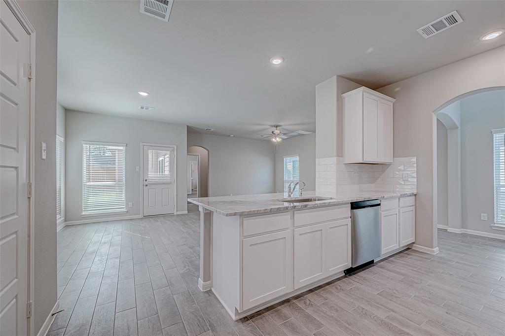 24707 Lago Bay Lane, Huffman, Texas image 15