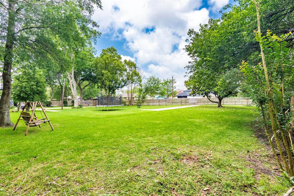 3726 Bayshore Drive, Bacliff, Texas image 7