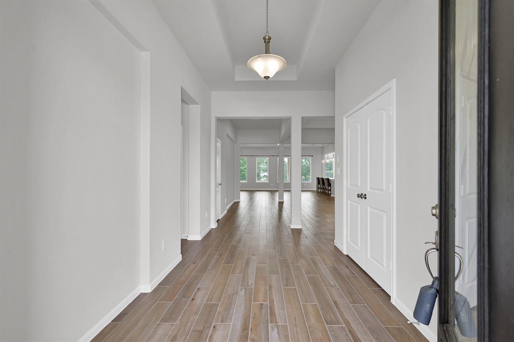 253 Peninsula Point Drive